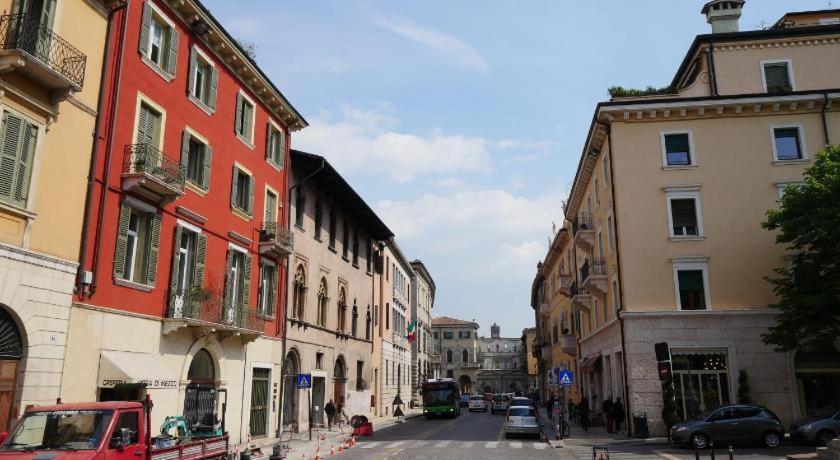 Hotel La Marque Jaune Verona Exterior foto